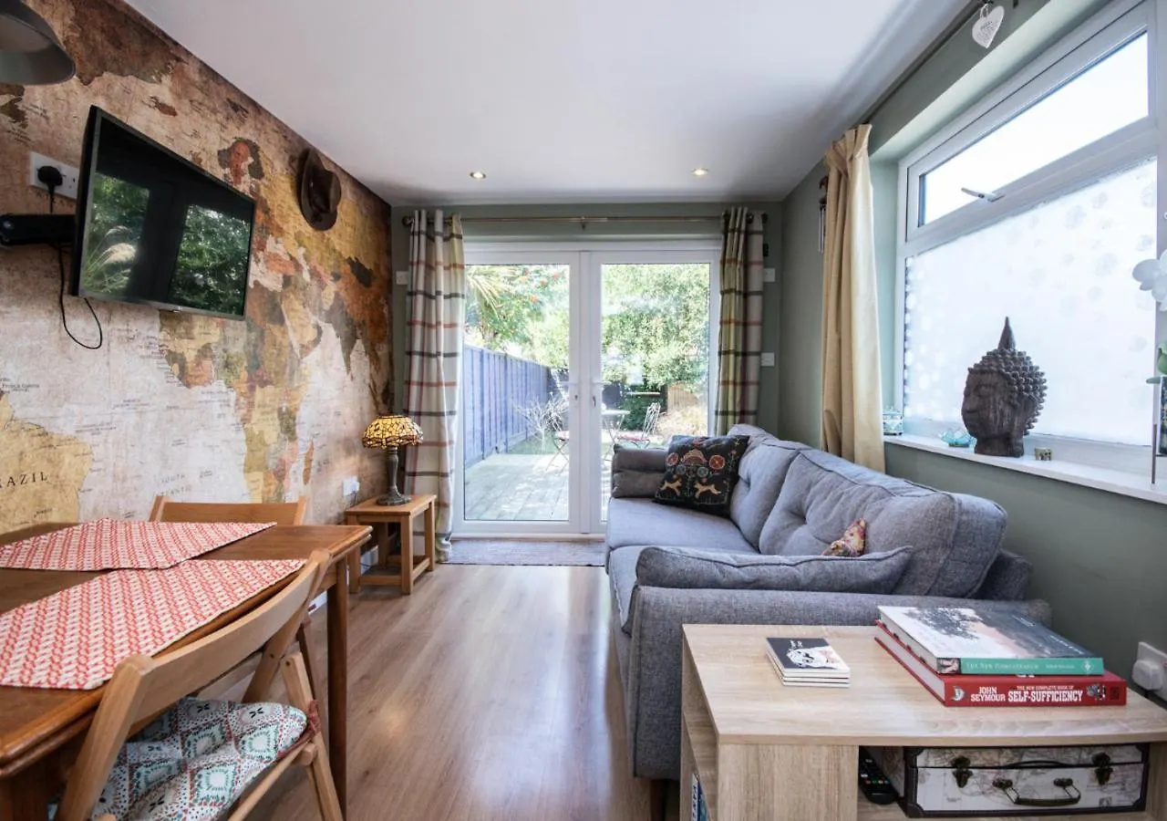 Cosy Home From Home Bournemouth